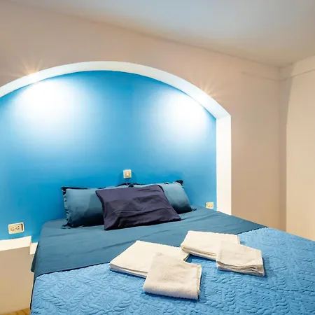 Barbarossa Aparthotel 3*